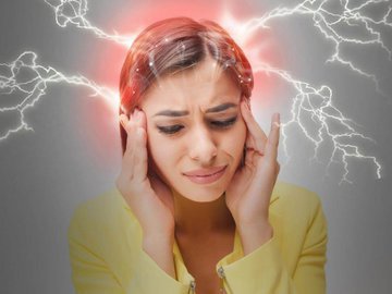 Почему женщины чаще страдают мигренями