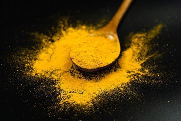 Ученые: куркума способна защитить мозг от старения