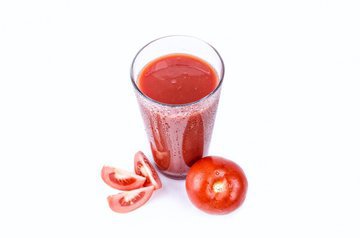 Kiskegyed: томатный сок защищает от рака простаты