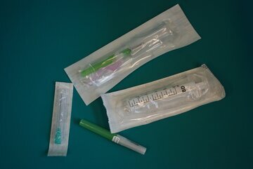 Врач Малышева: прививка от ВПЧ спасет от рака