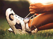 Бегать в кроссовках вреднее, чем ходить на каблуках