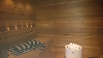 Нефролог Садовская: ВПЧ можно заразиться в бане