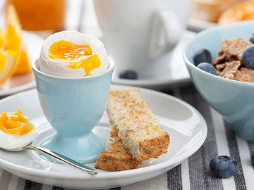 Нужно ли завтракать по утрам?