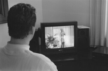 Врач Баранова: сериальная зависимость указывает на одиночество