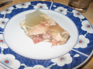 Врач Денисенко запретила есть холодец 1 января