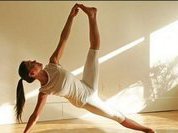 Раскрываем секреты йоги: позитивно, сильно, подходит для любого возраста Видео