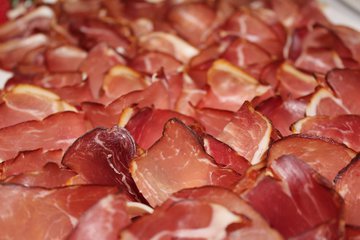 Диетолог Макиша рекомендует включить в рацион красное мясо для поднятия гемоглобина в крови
