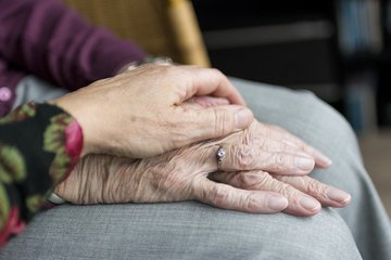 107-летний британец Фрэнк Честер назвал веру ключом к долгой жизни