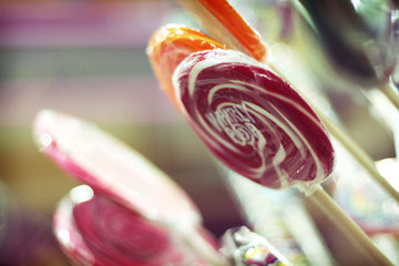 Терапевт Чиркова: леденцы нарушают прикус у детей