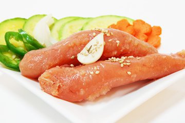 Врач Бурнацкая: осенью витамин D можно получить из рыбы и молочных продуктов