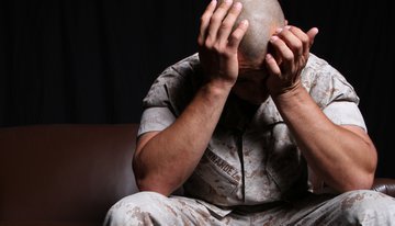 Психолог Истомина: справиться с паникой поможет абсолютное безделье