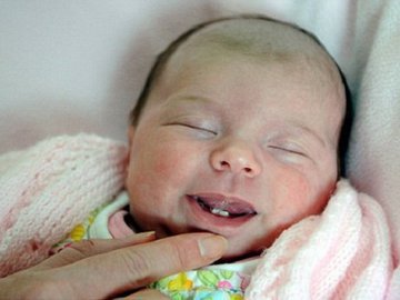 Зубастые младенцы появляются все чаще?