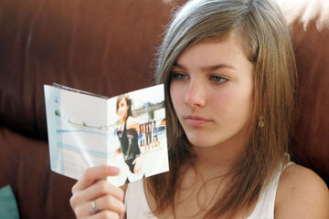 Врач Омарова: тканевые маски вызывают парниковый эффект