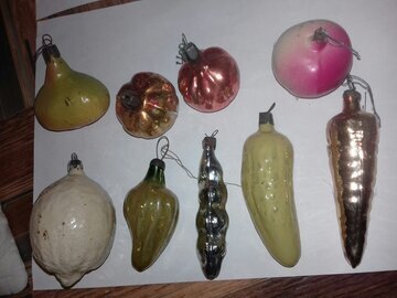 Врач Пискунова: советские игрушки на елку радиоактивны