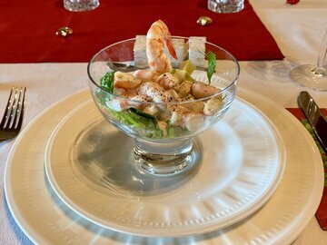 Врач Стародубова: новогодние салаты опасны для диабетиков