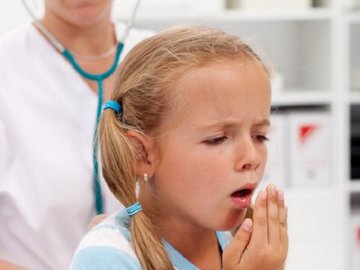 Профессор-педиатр: детский кашель лечить не надо