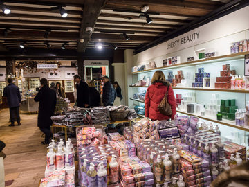 Врач Забалуева призвала определить тип кожи перед покупкой косметики