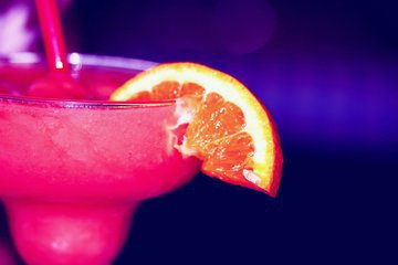 Врач Умнов: алкоголь с энергетиком опасен гипертоническим кризом